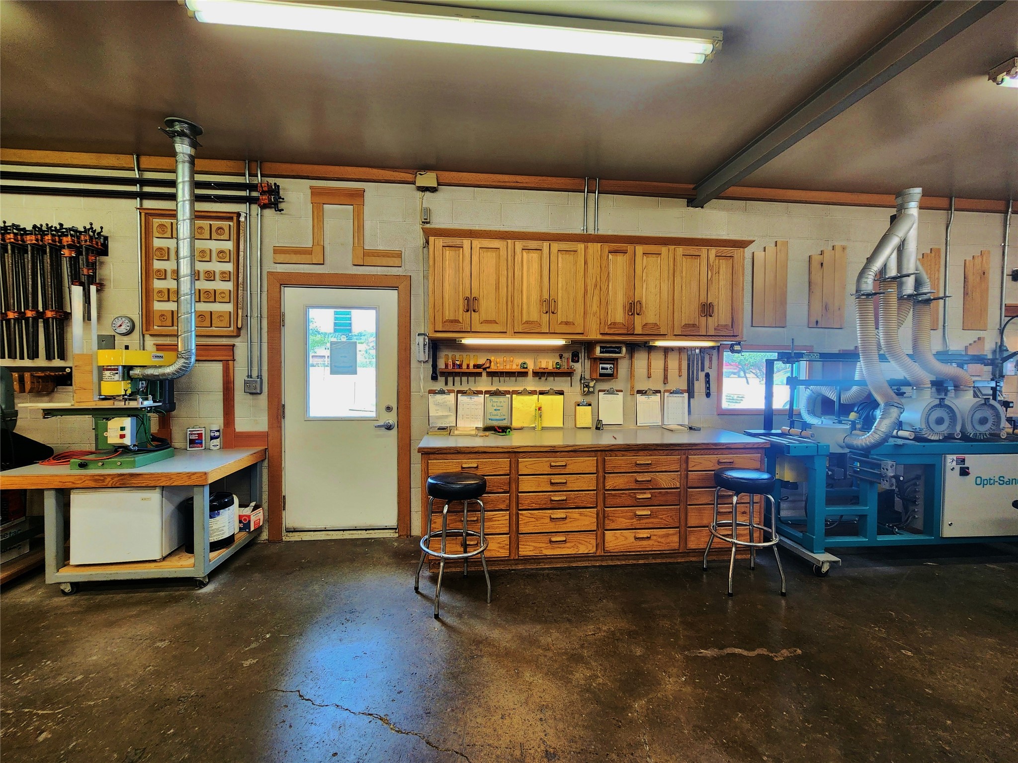 Clancy, Montana 59634, United States, 3 Bedrooms Bedrooms, ,1 BathroomBathrooms,Residential,Active,46883