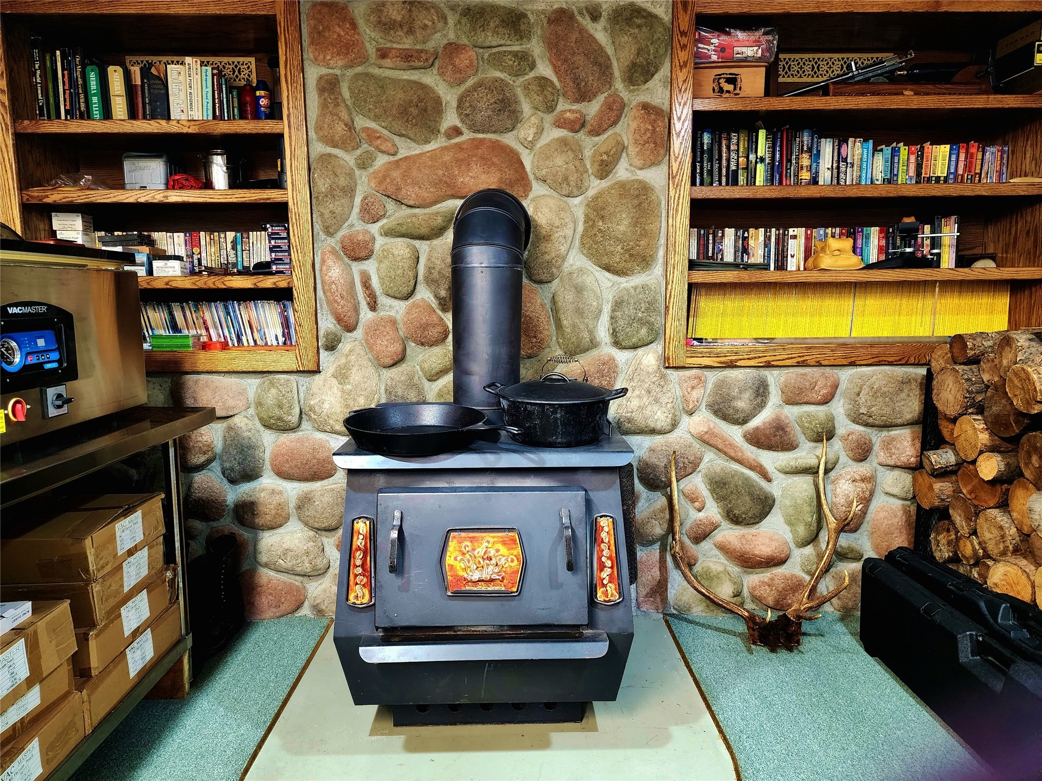 Clancy, Montana 59634, United States, 3 Bedrooms Bedrooms, ,1 BathroomBathrooms,Residential,Active,46883