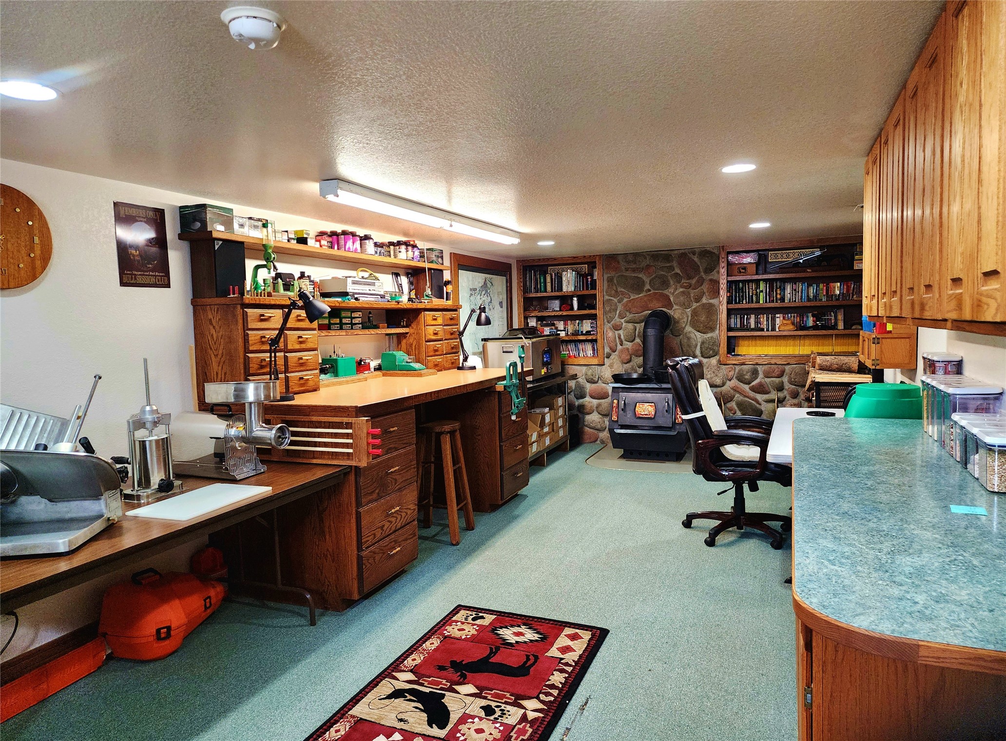 Clancy, Montana 59634, United States, 3 Bedrooms Bedrooms, ,1 BathroomBathrooms,Residential,Active,46883