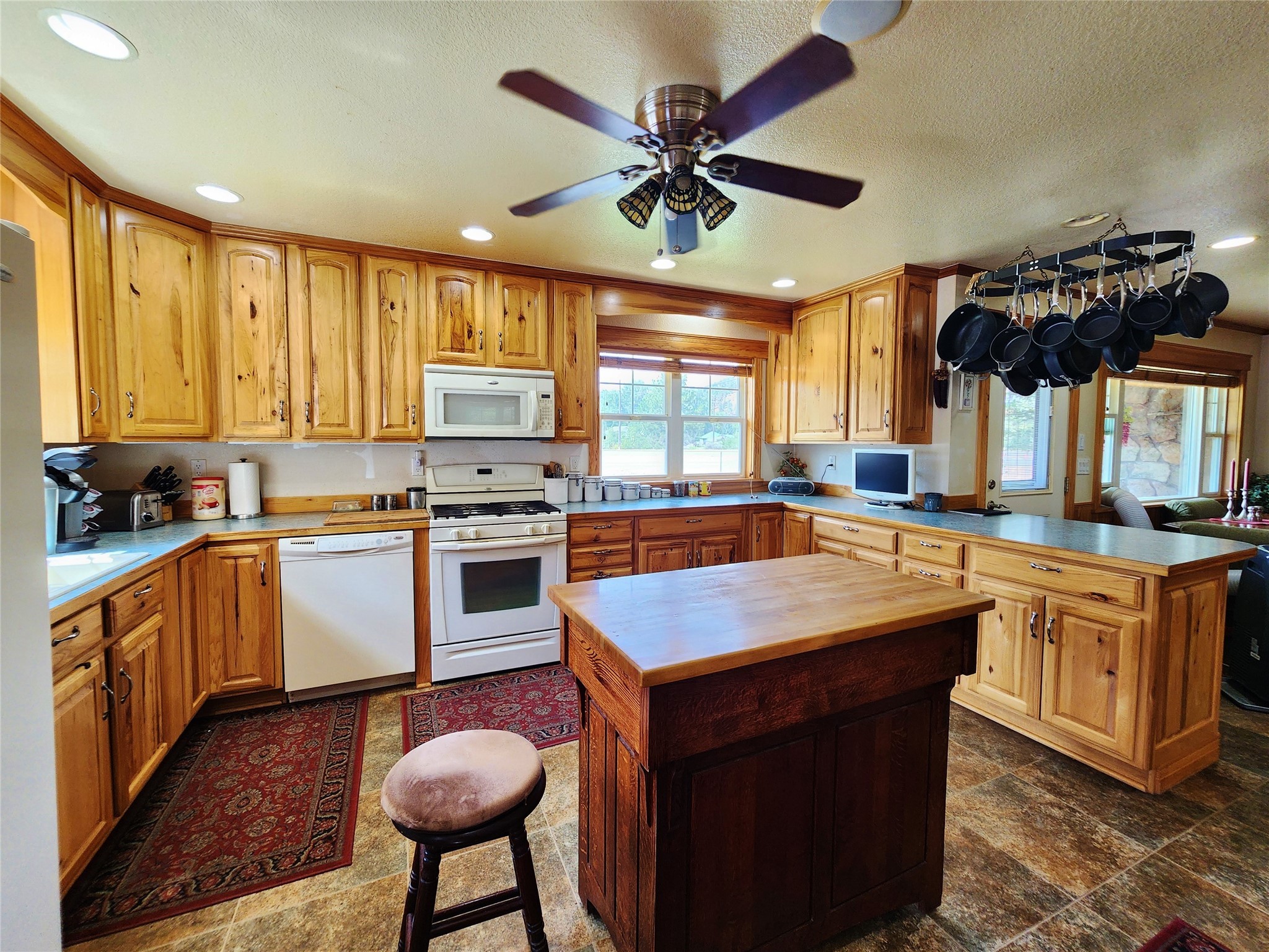 576 Mt Highway 282