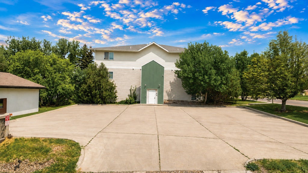 Photo of 1924 12th Avenue S, Great Falls, MT 59405 (MLS # 30075609)