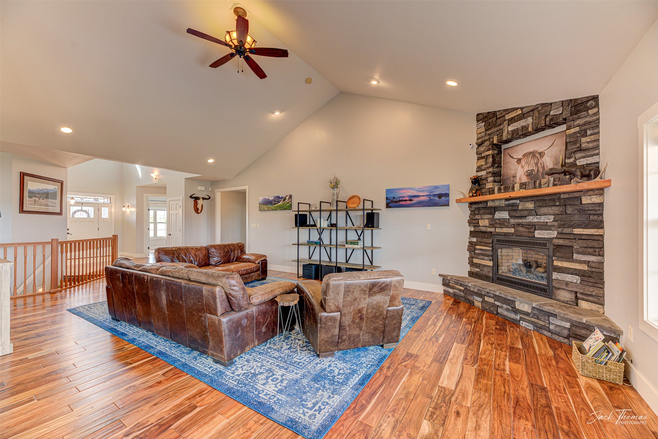 East Helena, Montana 59635, United States, 6 Bedrooms Bedrooms, ,4 BathroomsBathrooms,Residential,Active,104833