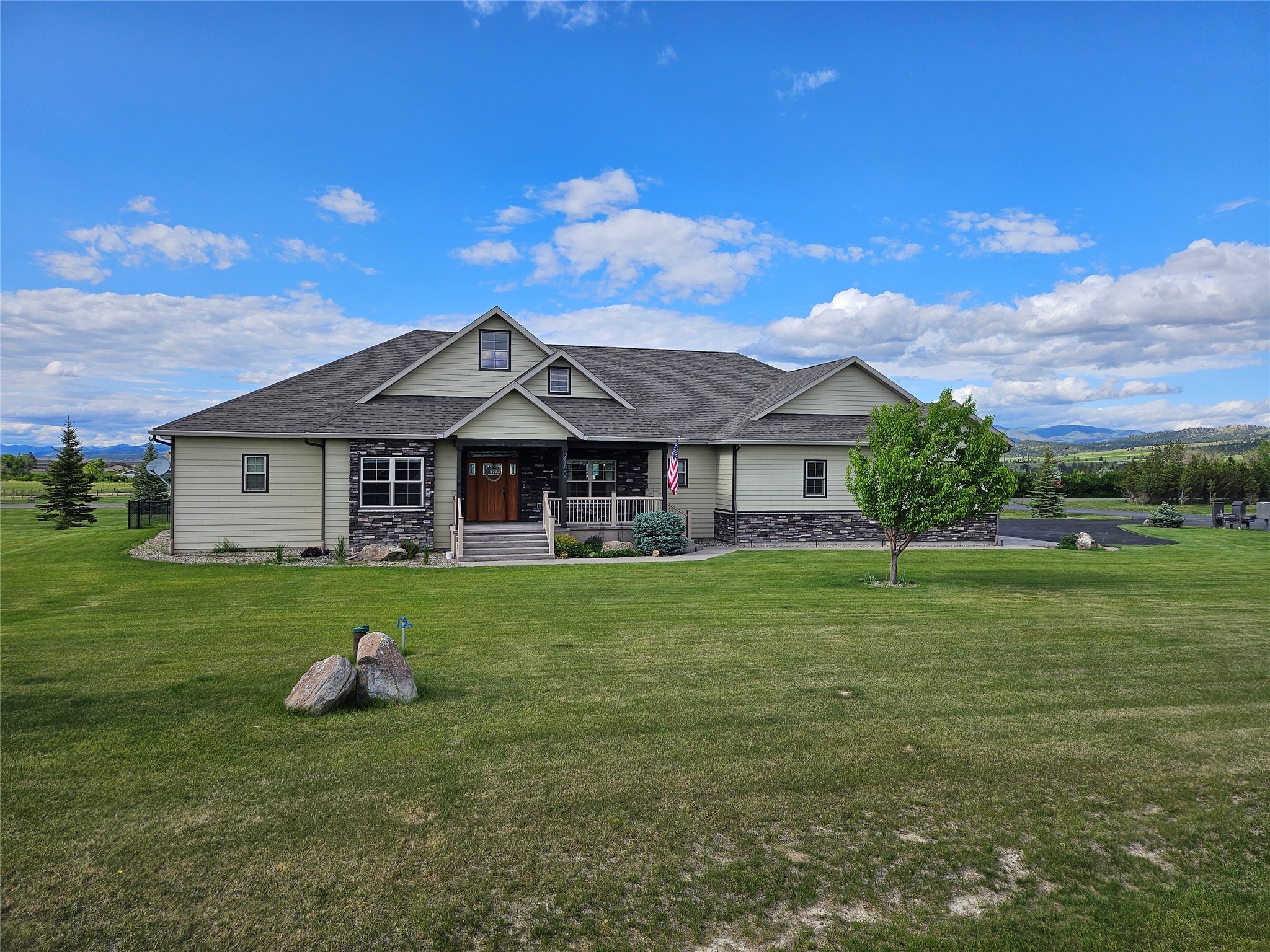 East Helena, Montana 59635, United States, 6 Bedrooms Bedrooms, ,4 BathroomsBathrooms,Residential,Active,104833