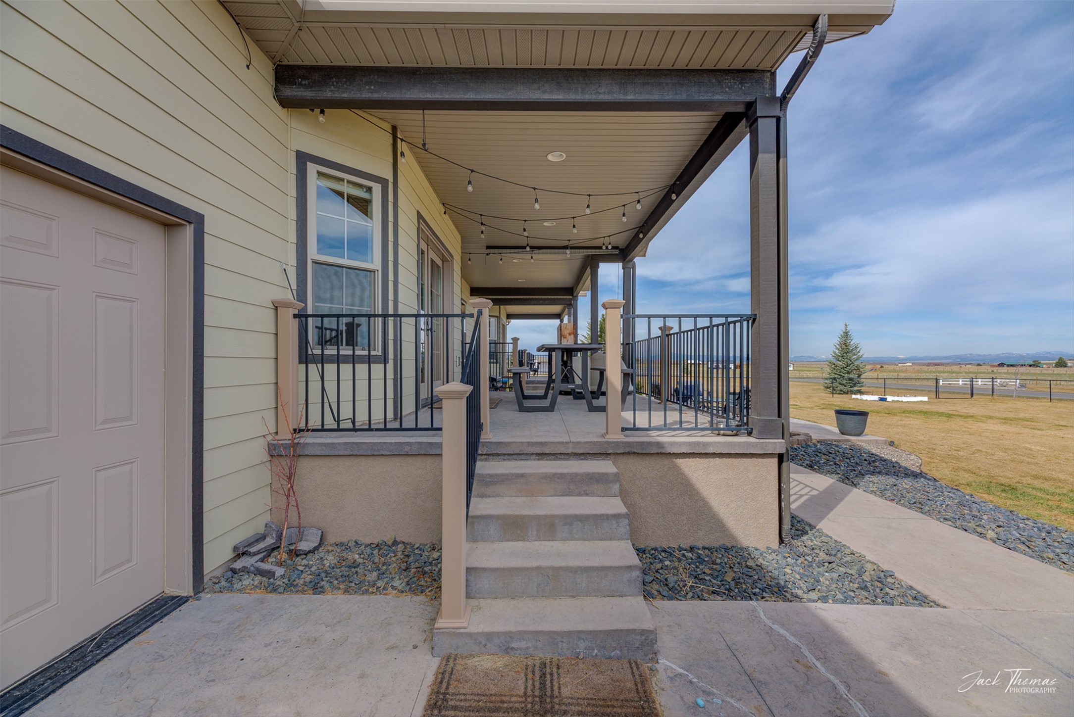 East Helena, Montana 59635, United States, 6 Bedrooms Bedrooms, ,4 BathroomsBathrooms,Residential,Active,104833