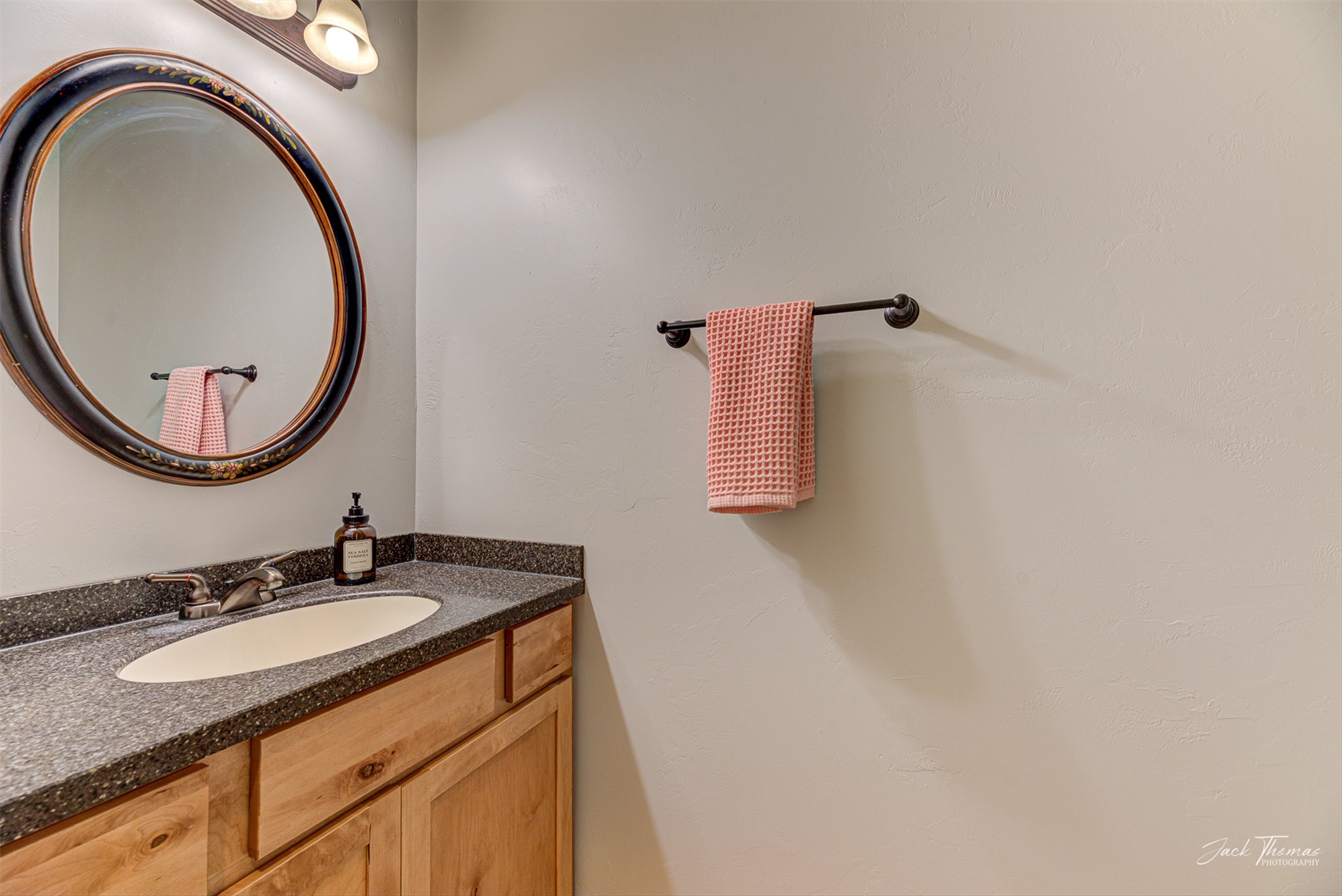 East Helena, Montana 59635, United States, 6 Bedrooms Bedrooms, ,4 BathroomsBathrooms,Residential,Active,104833