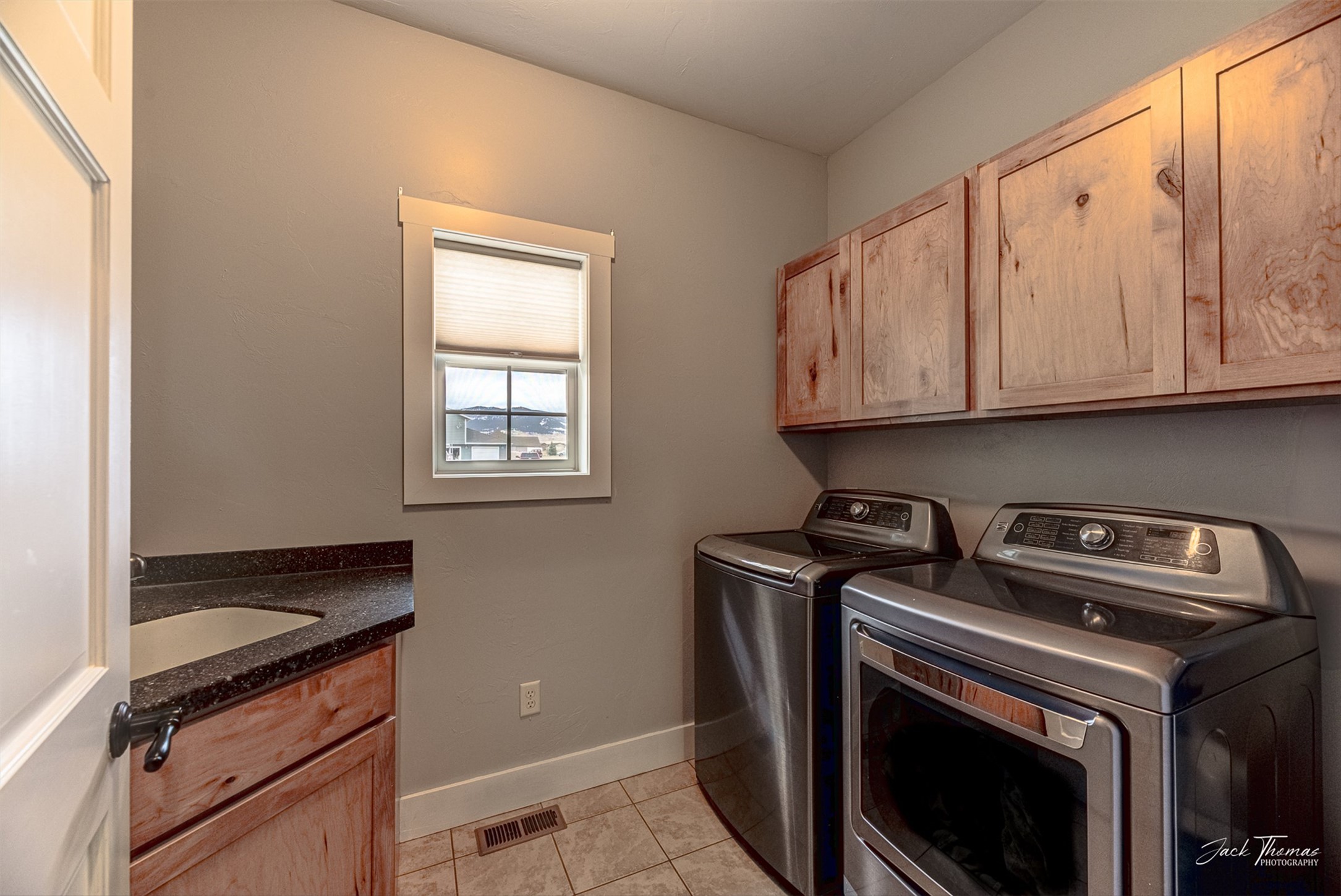 East Helena, Montana 59635, United States, 6 Bedrooms Bedrooms, ,4 BathroomsBathrooms,Residential,Active,104833