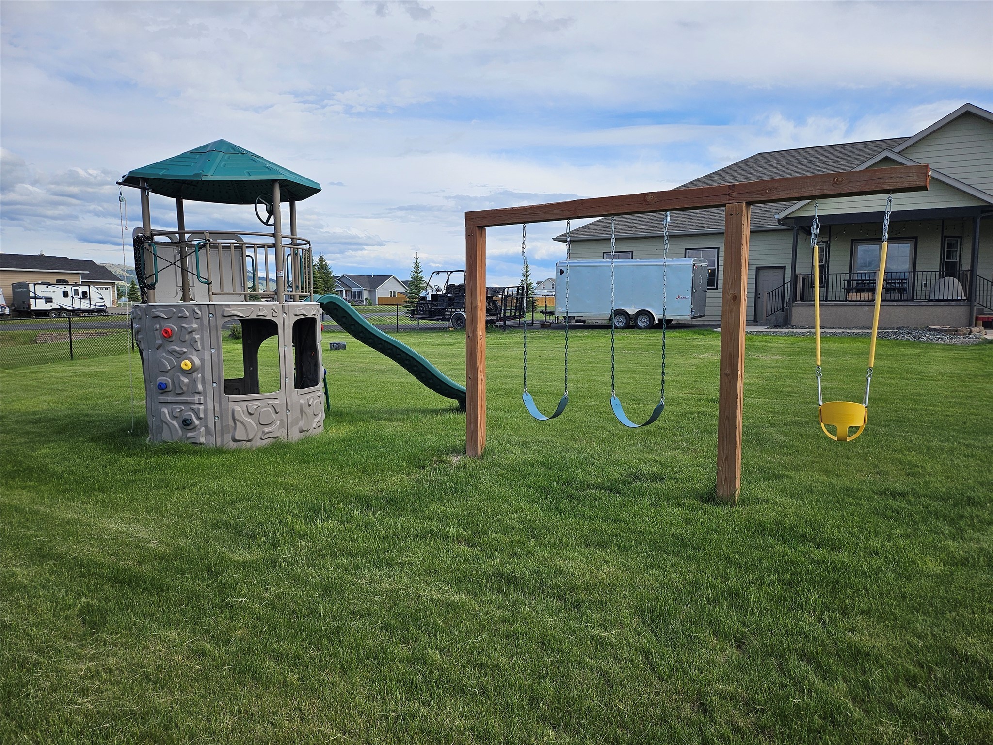 East Helena, Montana 59635, United States, 6 Bedrooms Bedrooms, ,4 BathroomsBathrooms,Residential,Active,104833