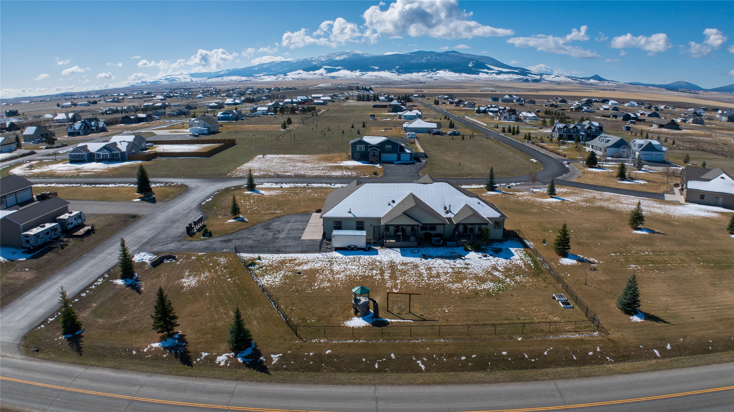 East Helena, Montana 59635, United States, 6 Bedrooms Bedrooms, ,4 BathroomsBathrooms,Residential,Active,104833