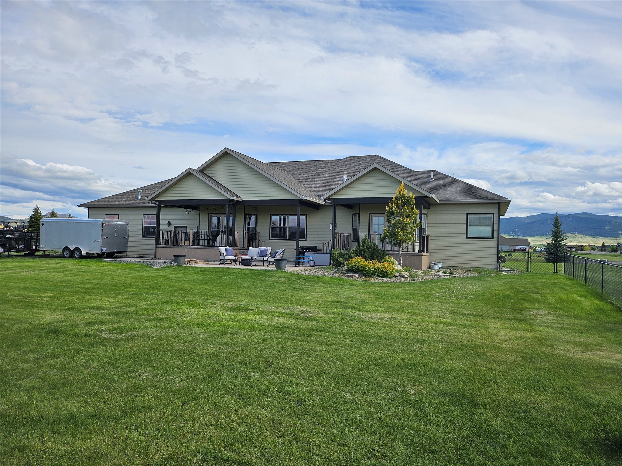 East Helena, Montana 59635, United States, 6 Bedrooms Bedrooms, ,4 BathroomsBathrooms,Residential,Active,104833