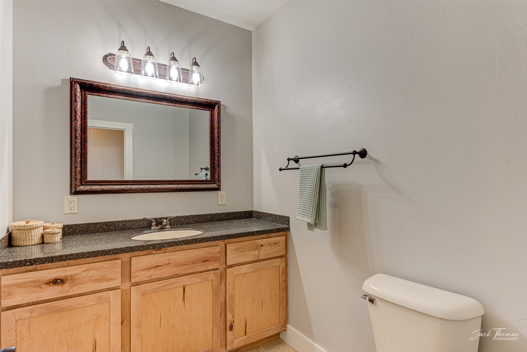 East Helena, Montana 59635, United States, 6 Bedrooms Bedrooms, ,4 BathroomsBathrooms,Residential,Active,104833