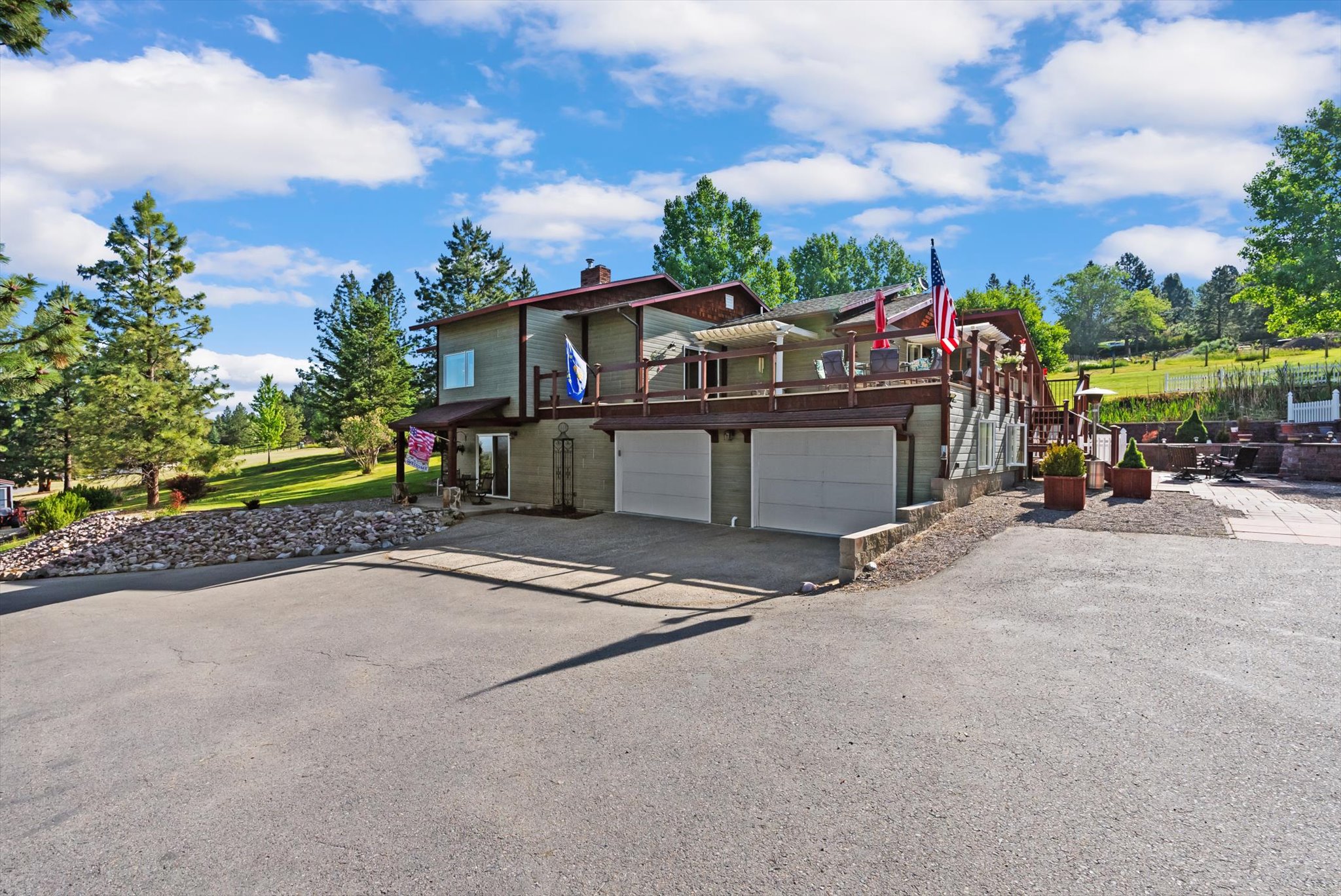 6350 S Meadowwood Lane