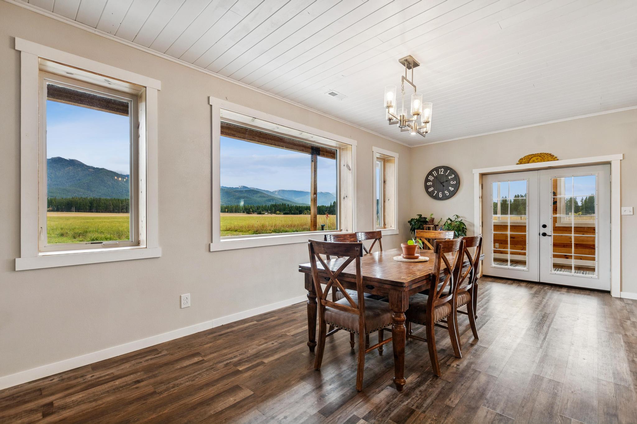 605 Creston Hatchery Road