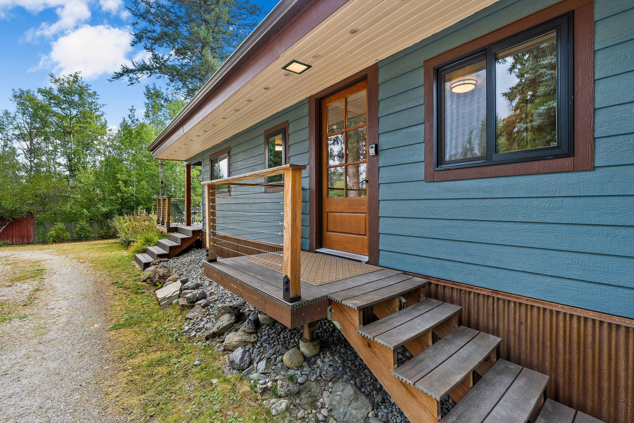 2045 Lion Mountain Loop Road