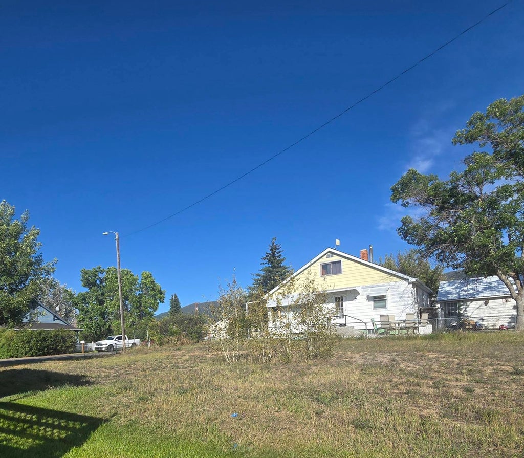 Photo of Lots 8 &amp; 9 Yale Avenue, Butte, MT 59701 (MLS # 30078257)