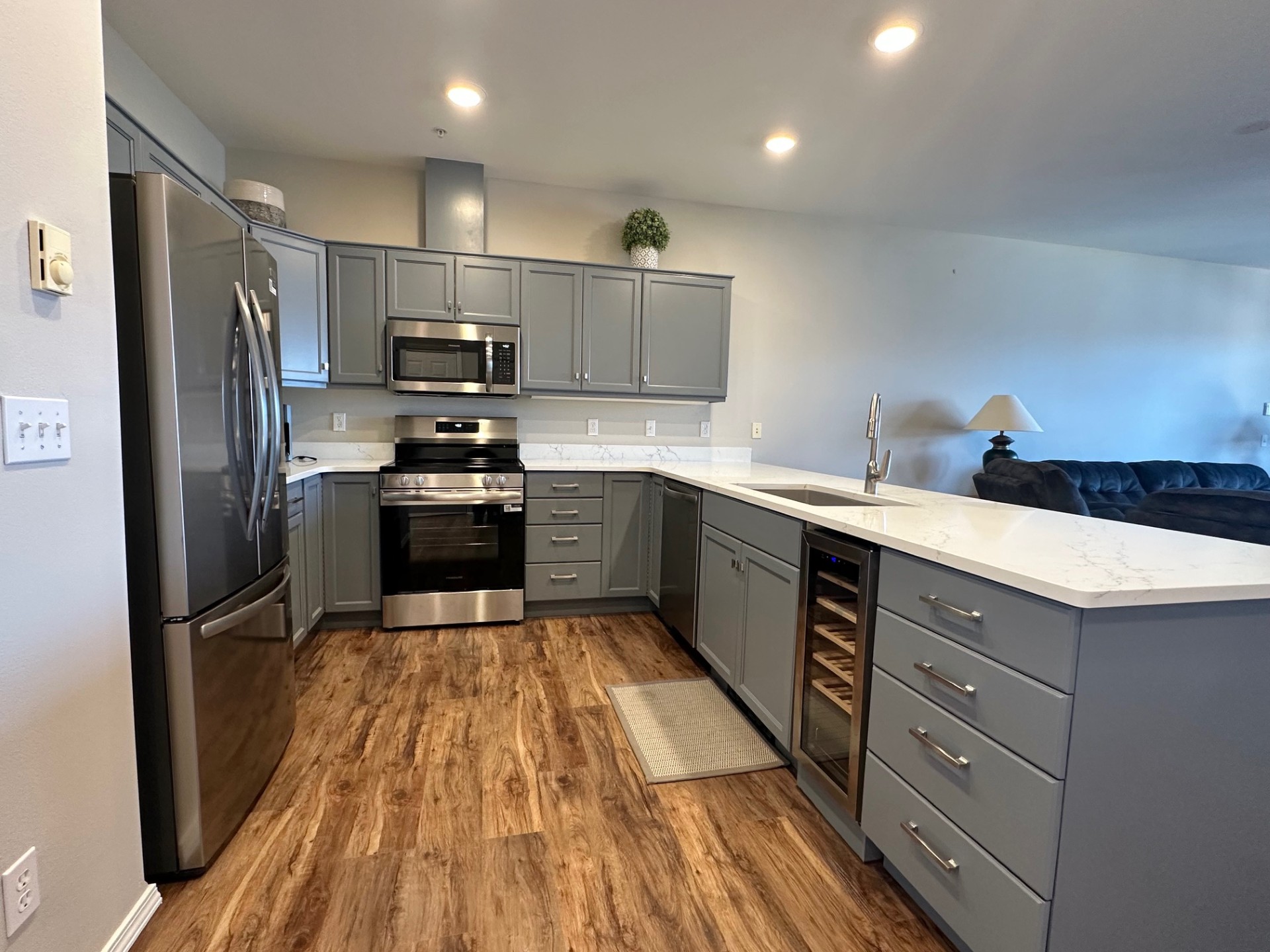 100 Rocky Point Road B2