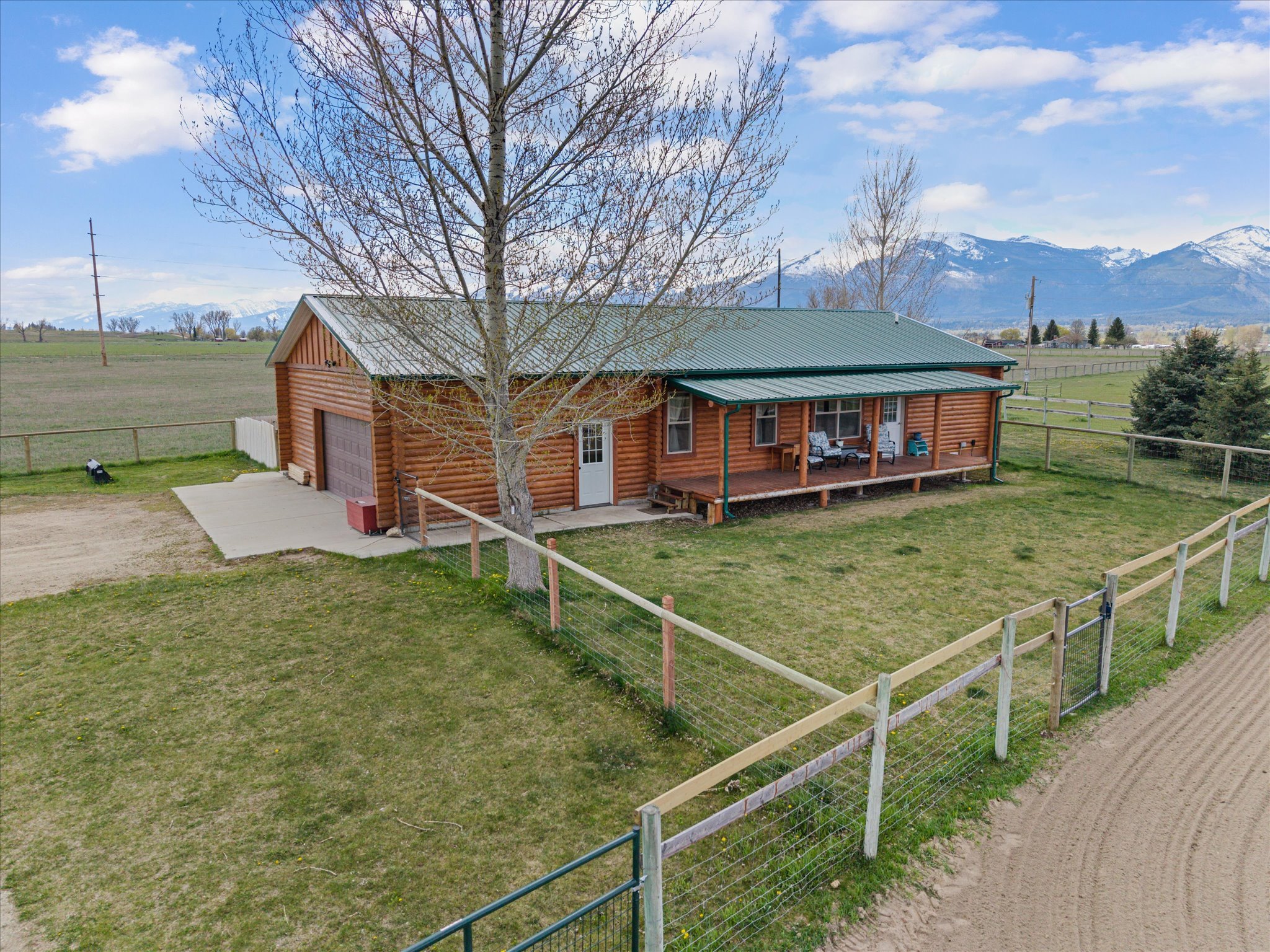 527 Tiffany Lane