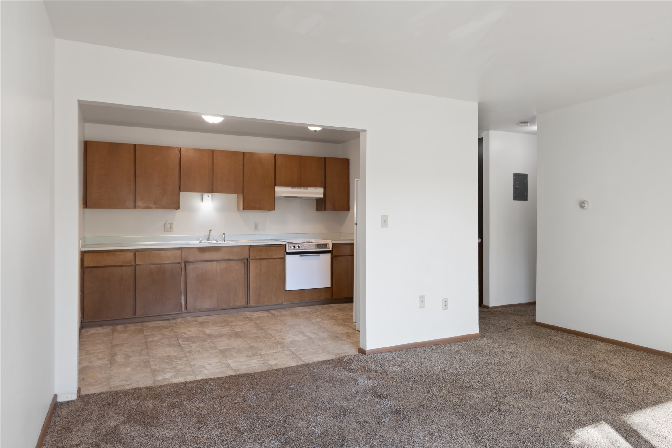 951 Ronald Avenue 304