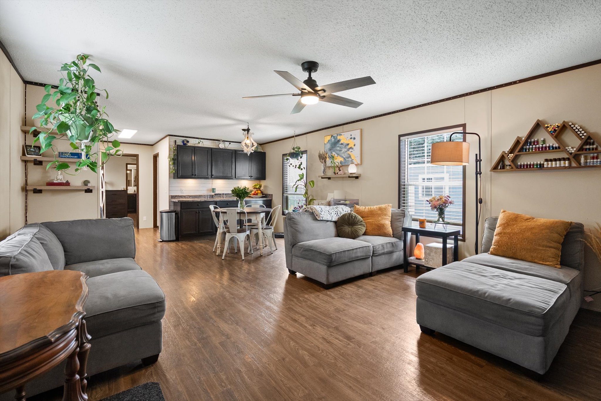 Kalispell, Montana 59901, United States, 3 Bedrooms Bedrooms, ,2 BathroomsBathrooms,Residential,Active,120096