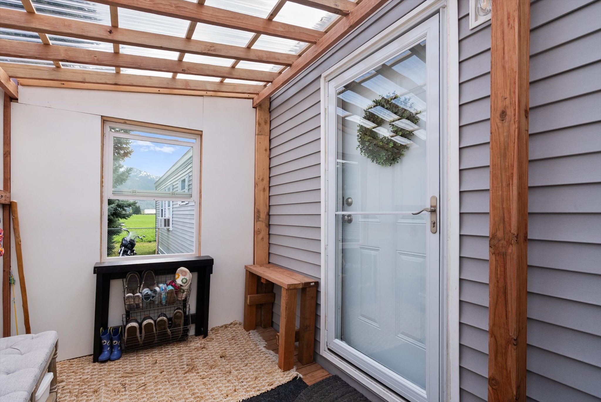 Kalispell, Montana 59901, United States, 3 Bedrooms Bedrooms, ,2 BathroomsBathrooms,Residential,Active,120096