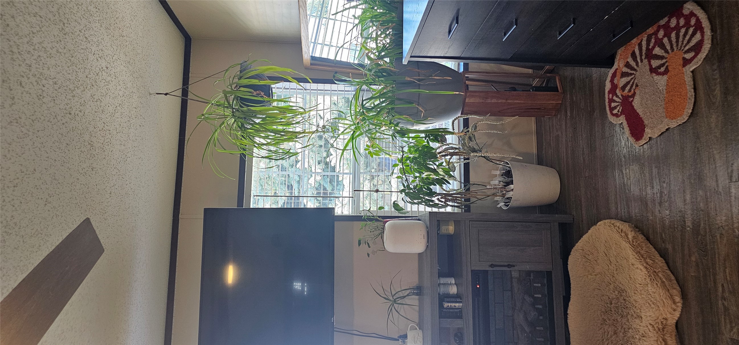 Kalispell, Montana 59901, United States, 3 Bedrooms Bedrooms, ,2 BathroomsBathrooms,Residential,Active,120096