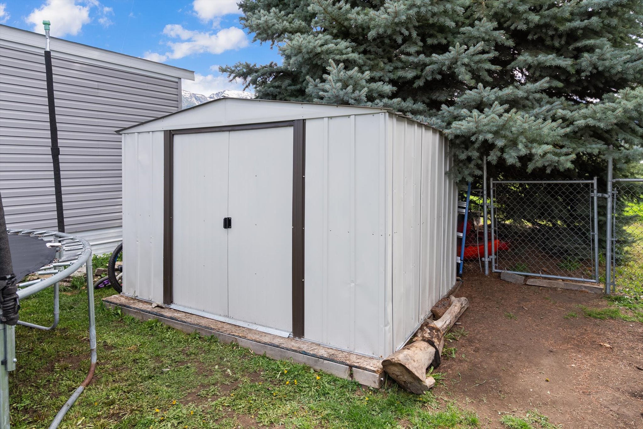 Kalispell, Montana 59901, United States, 3 Bedrooms Bedrooms, ,2 BathroomsBathrooms,Residential,Active,120096