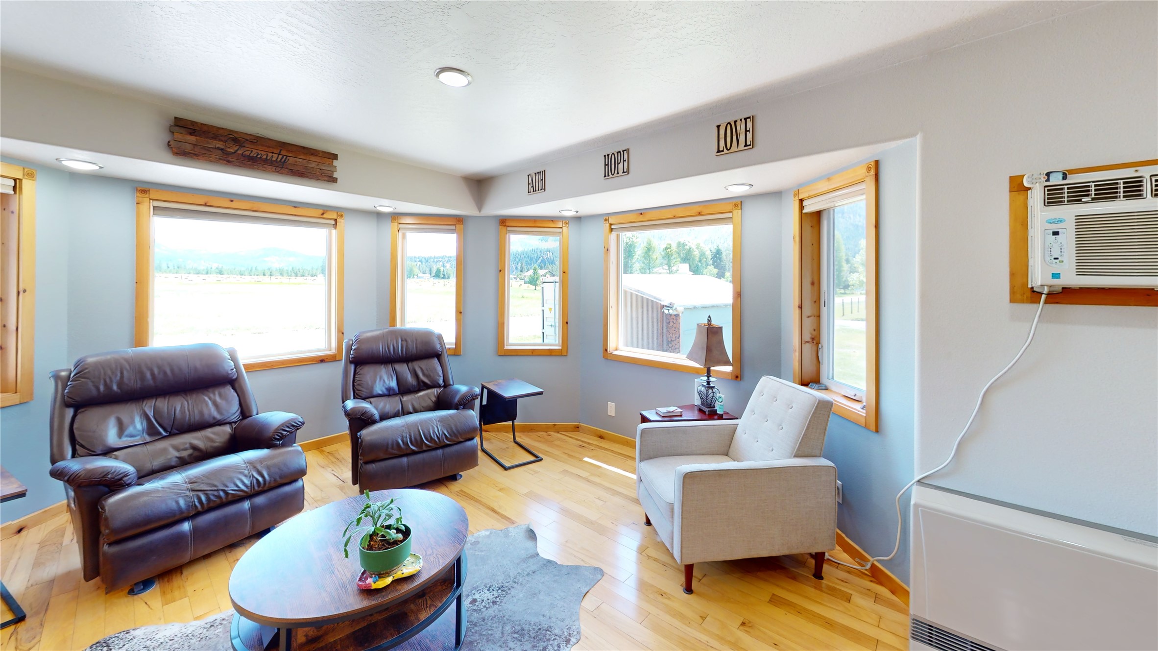 125 Curran Drive