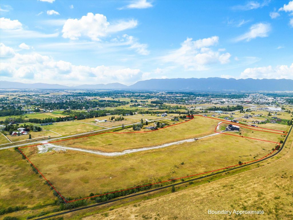 Photo of 1770 US Hwy 2 W, Kalispell, MT 59901 (MLS # 30068814)