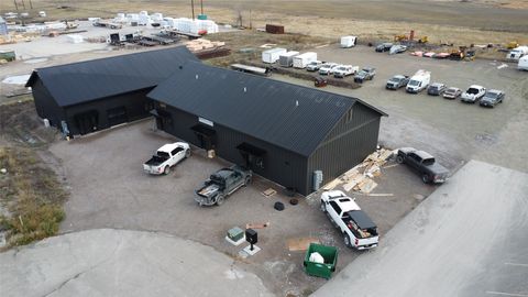 Photo of 77 Hunter Circle, Kalispell, MT 59901 (MLS # 30061388)