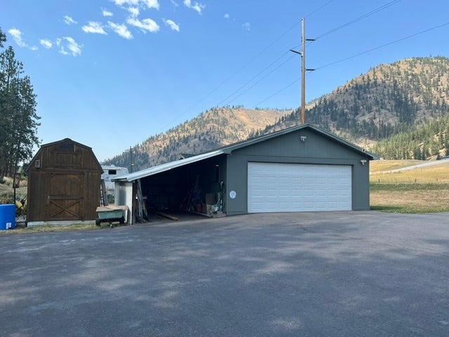 1997 Mullan Road W