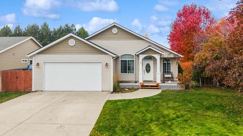 Photo of 102 Buffalo Square Court, Kalispell, MT 59901 (MLS # 30060853)
