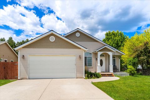 Tiny photo for 102 Buffalo Square Court, Kalispell, MT 59901 (MLS # 30060853)