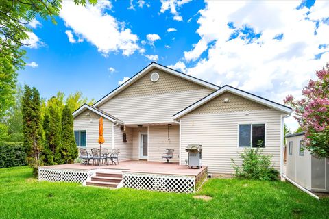 Tiny photo for 102 Buffalo Square Court, Kalispell, MT 59901 (MLS # 30060853)