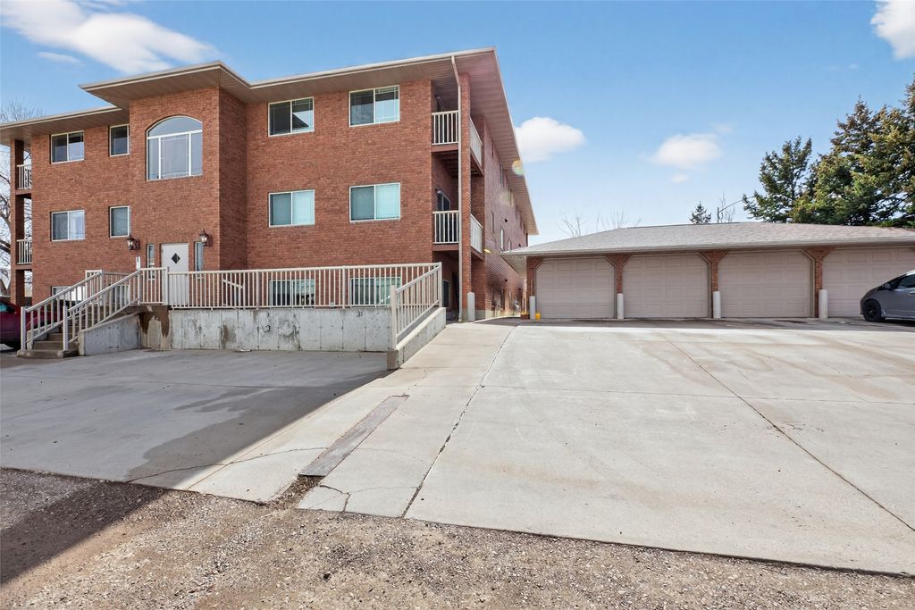 Photo of 4409 2nd Avenue N, Great Falls, MT 59405 (MLS # 30066791)