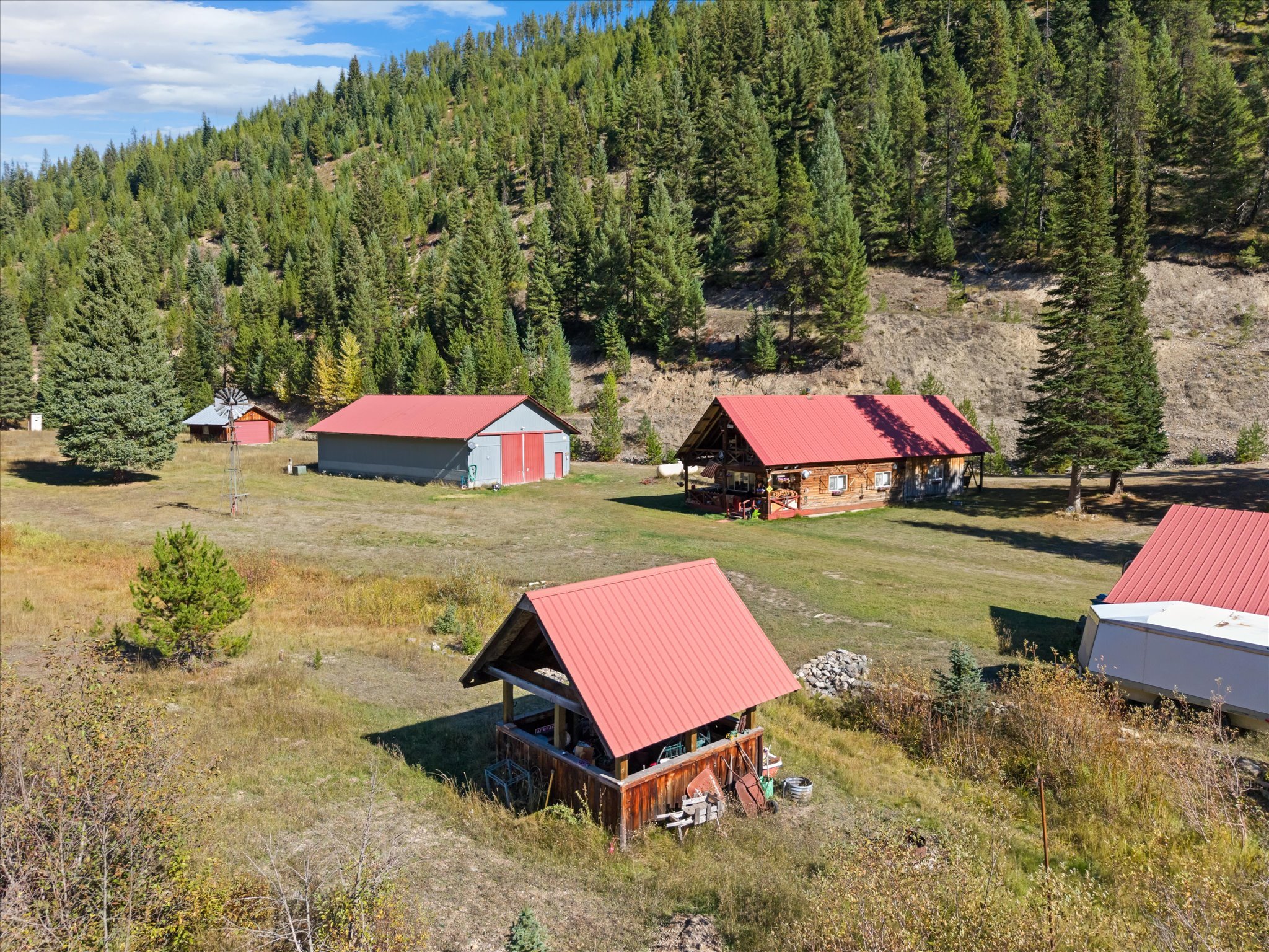 151 & 153 Wapiti Wallow Way