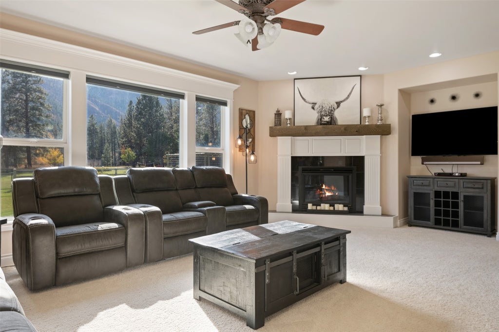 Photo of 10636 Nez Perce Loop, Lolo, MT 59847 (MLS # 30077311)