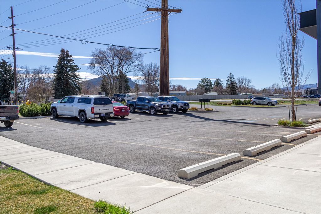 Photo of 750 W Custer Avenue #3, Helena, MT 59602 (MLS # 30069304)