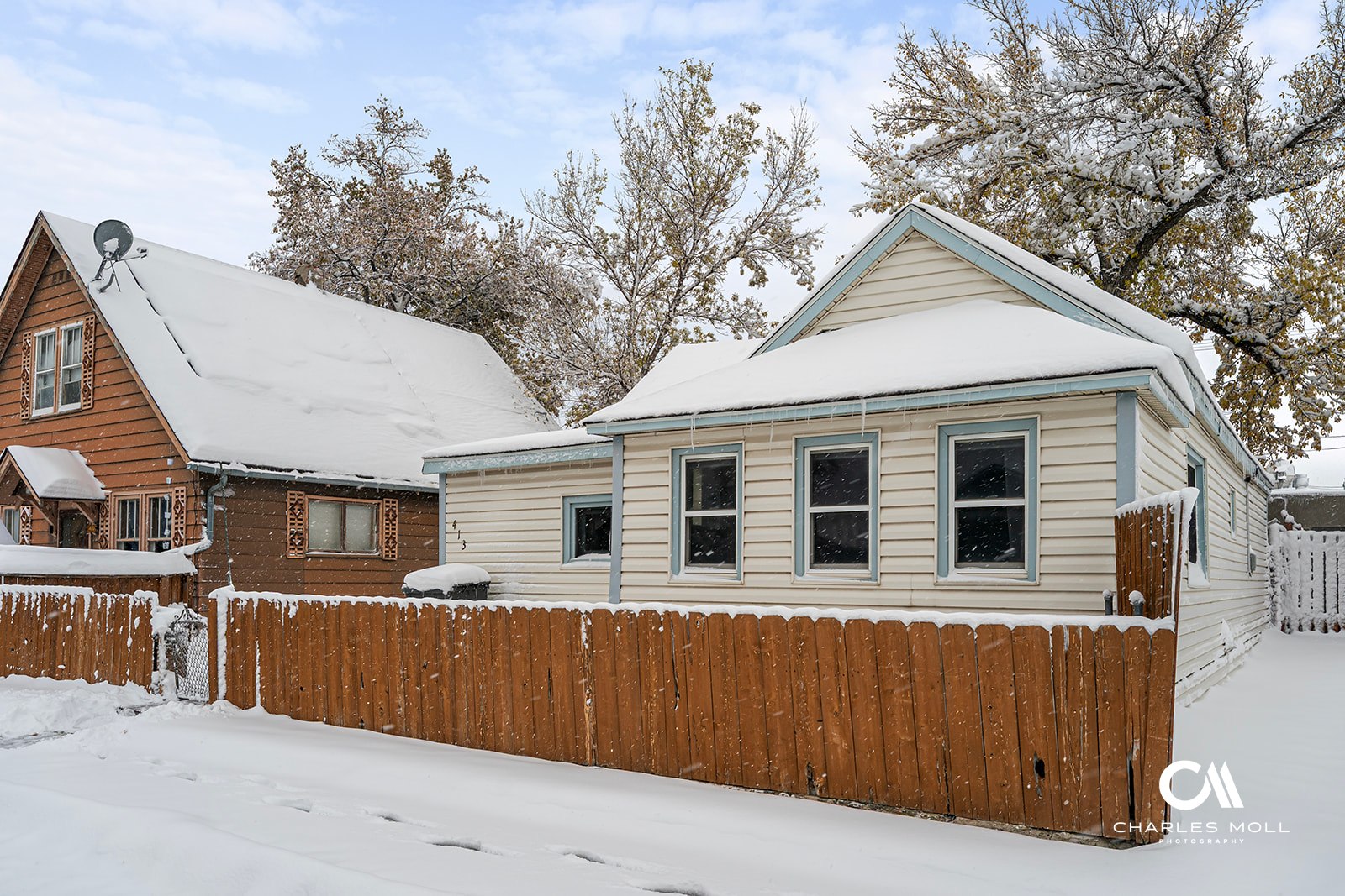 413 W Riggs Street