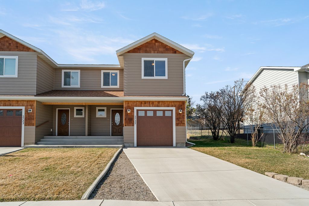Photo of 1725 Cannon Street, Helena, MT 59601 (MLS # 30068264)
