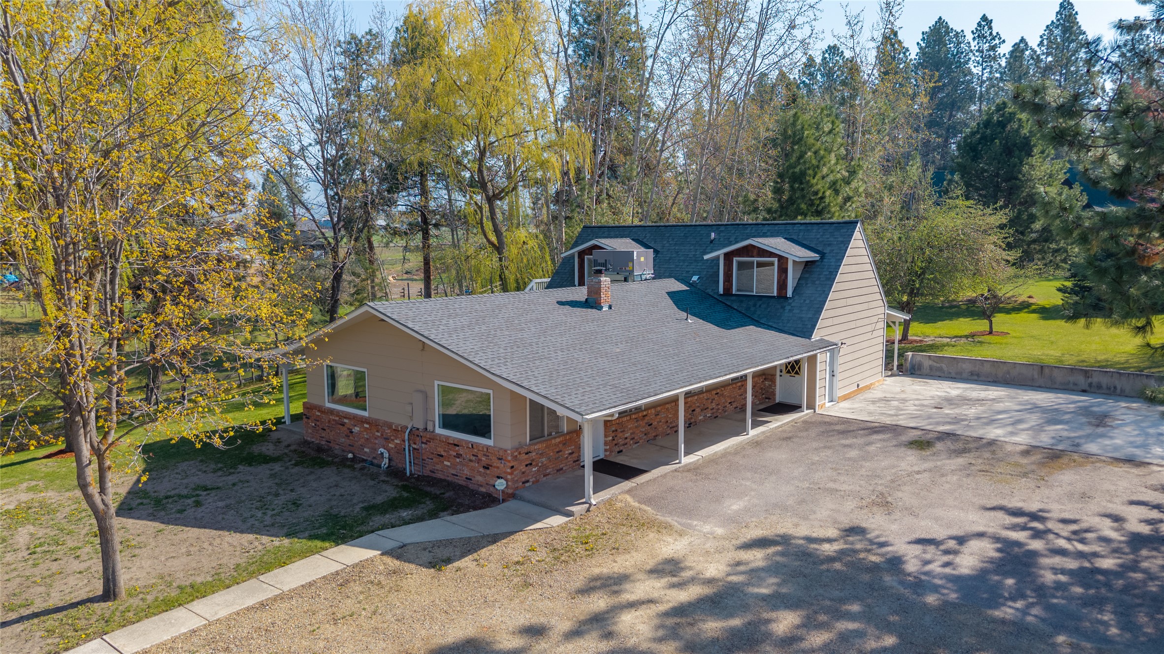 5872 Eastside Hwy