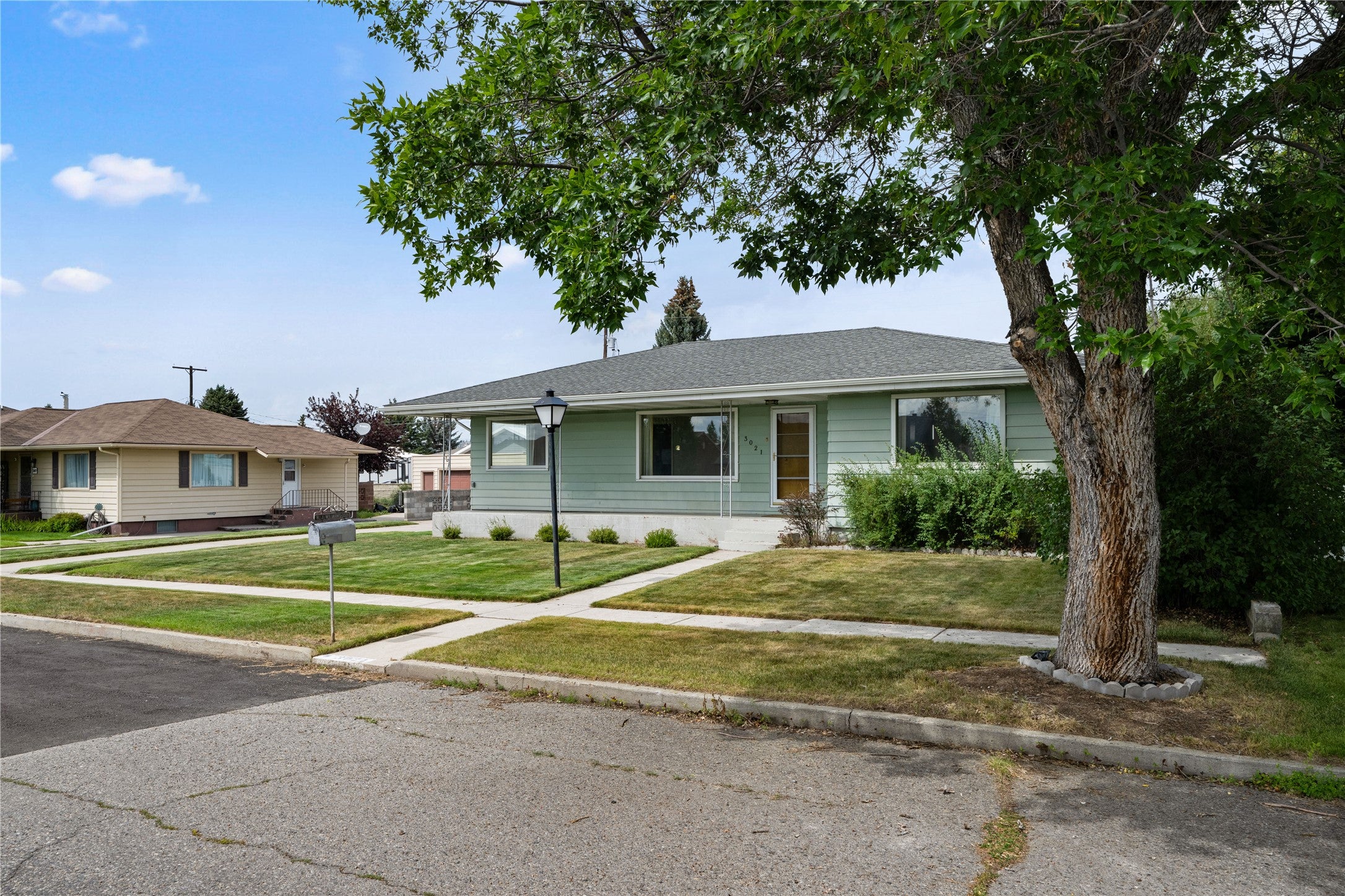 3021 Harvard Avenue