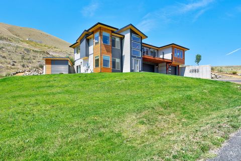 Photo of 4982 Smallwood Court, Helena, MT 59601 (MLS # 30058443)