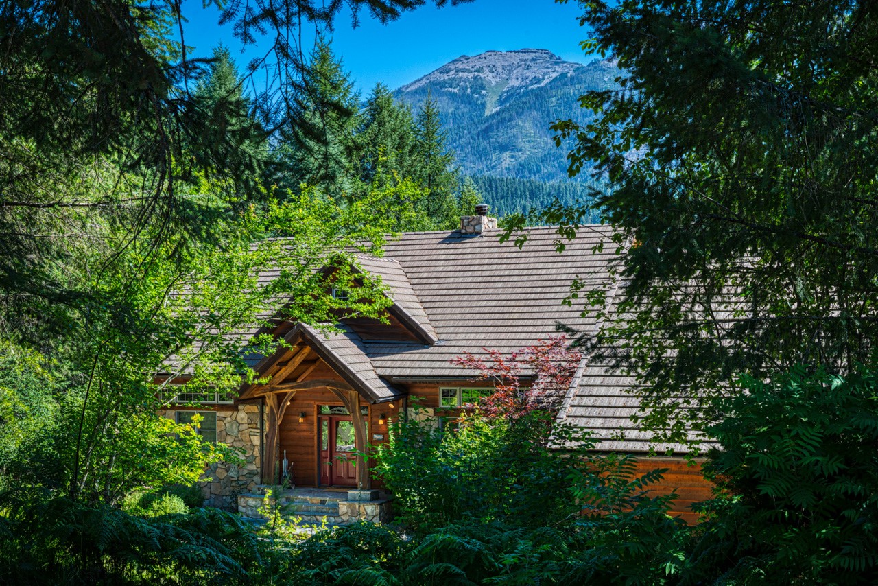 40 Golden Pond Drive