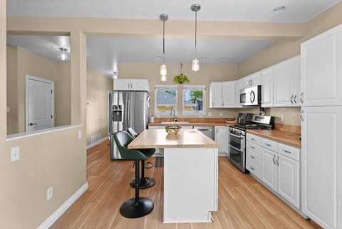 Tiny photo for 2730 Dublin Street, Missoula, MT 59808 (MLS # 30070754)