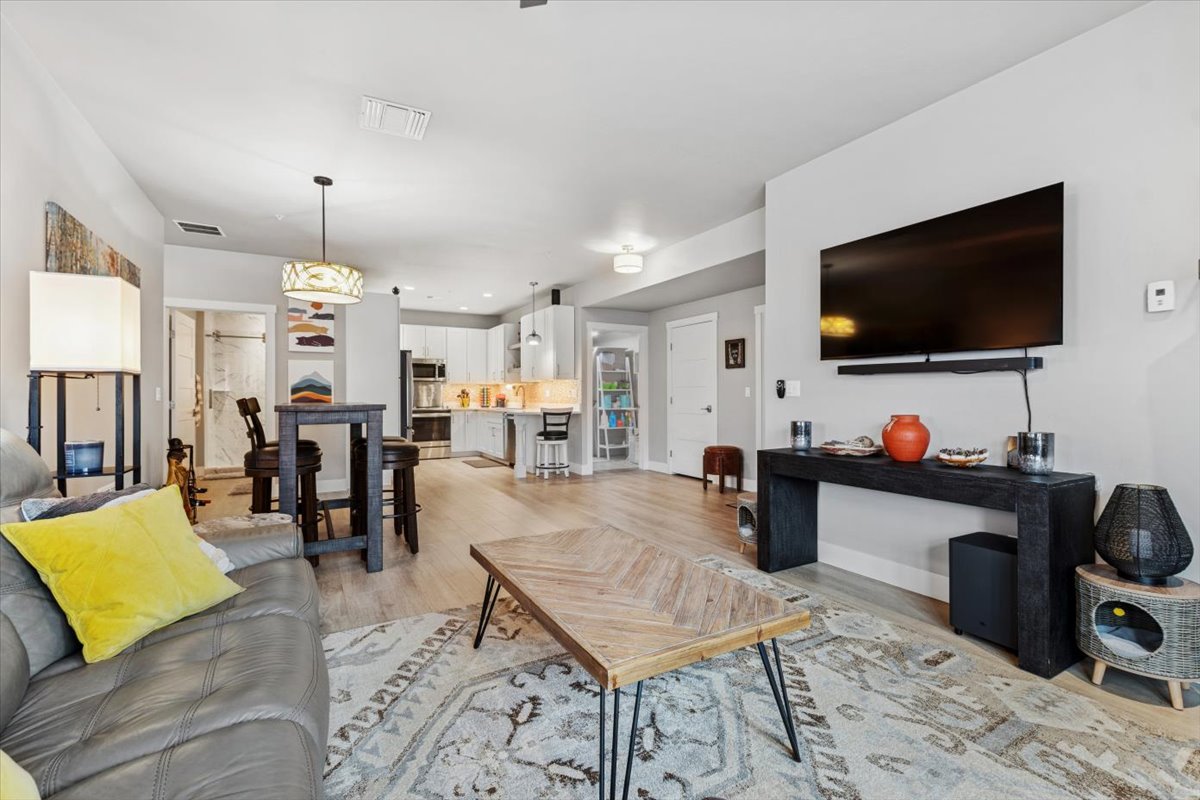 6201 Shiloh Avenue C