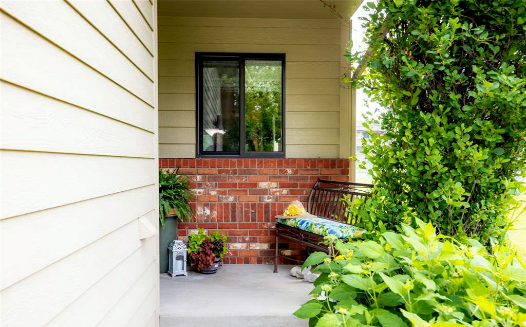 169 Fairway Boulevard