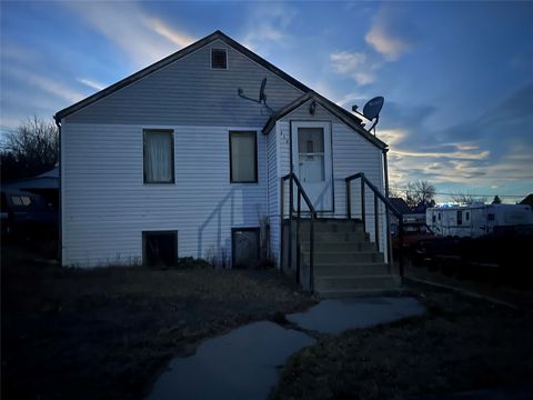 219 11th Avenue N Shelby MT 59474