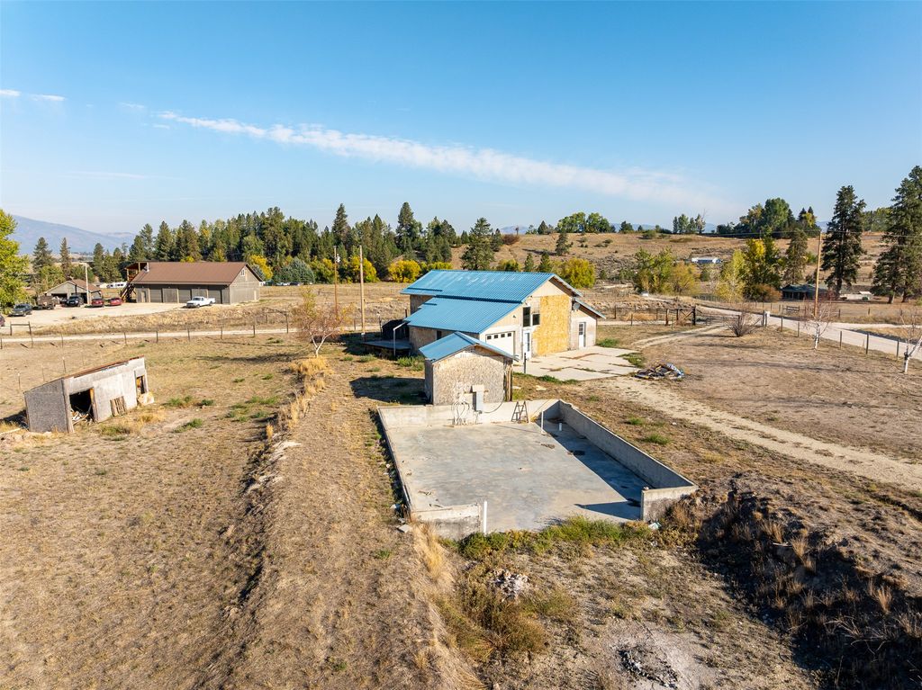 Photo of 1127 Park Lane, Stevensville, MT 59870 (MLS # 30057579)