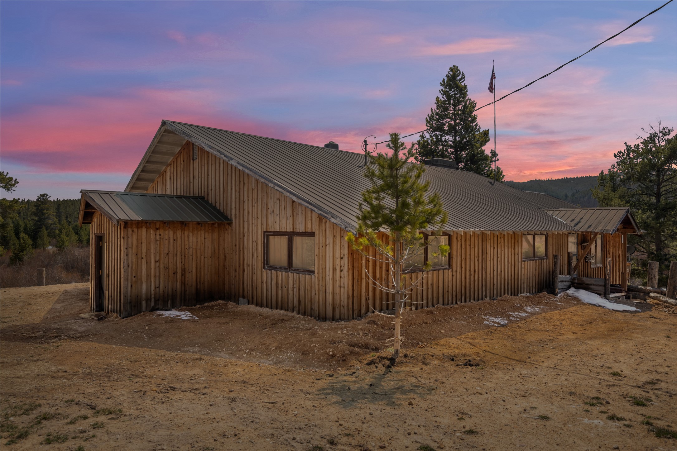 14901 Hwy 43