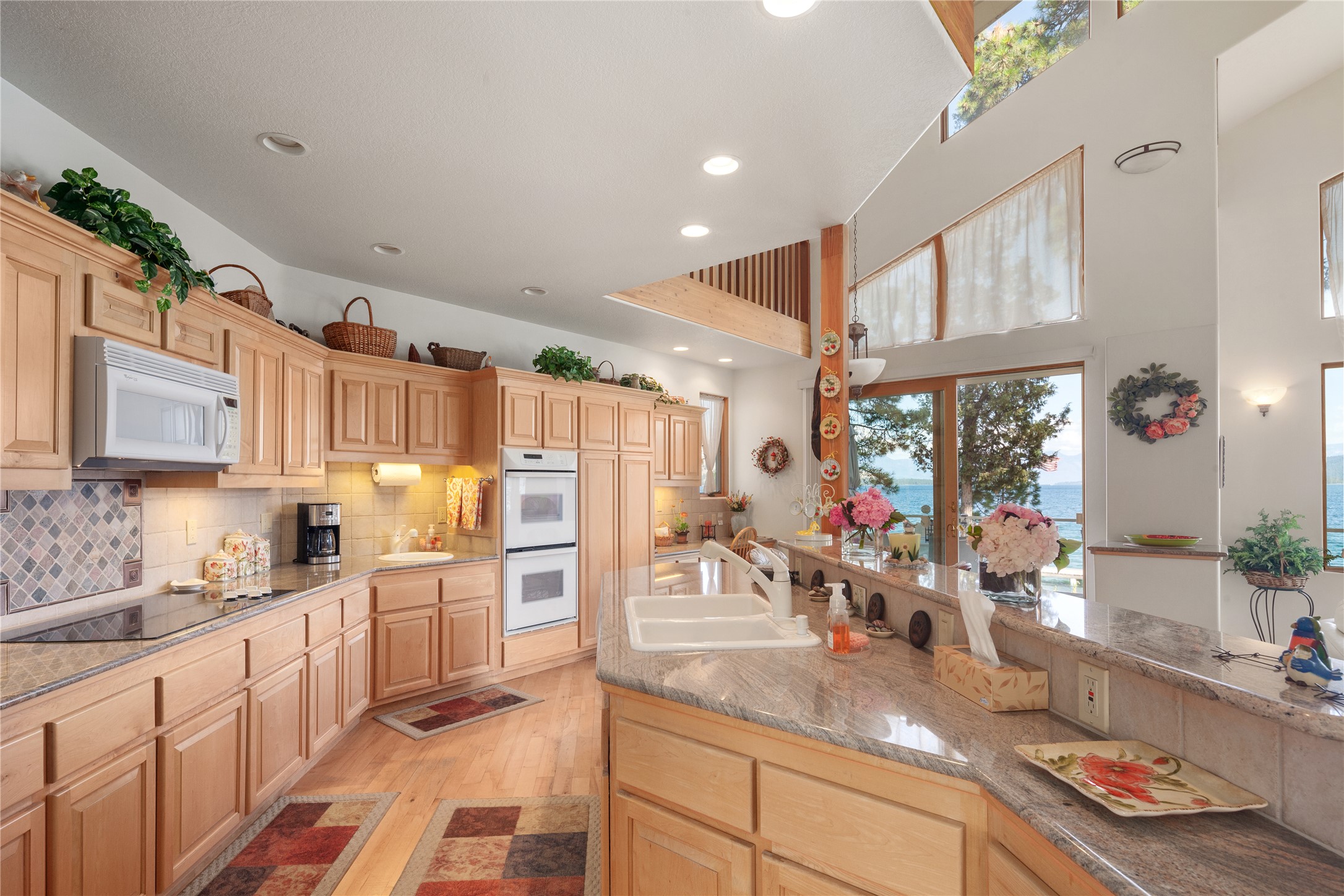 25802 Old Highway 93