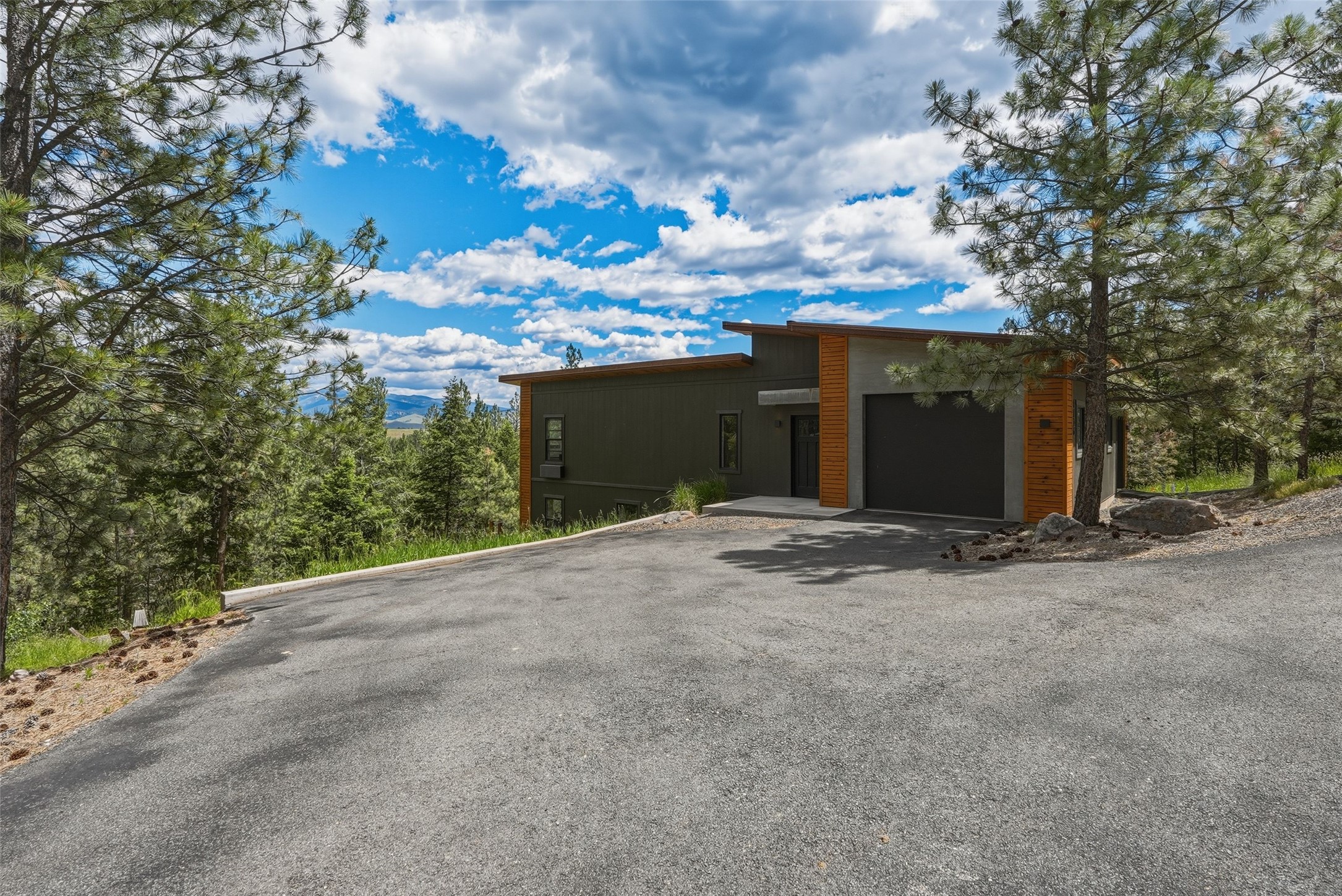 1136 Big Flat Road